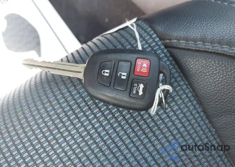 2016 Toyota Corolla S Plus z USA, uszkodzony, nr VIN 2T1BURHE7GC509746